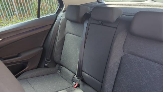 Volkswagen Golf image 7