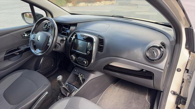 Renault Captur image 8