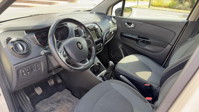 Renault Captur image 2