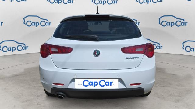 Alfa Romeo Giulietta image 8