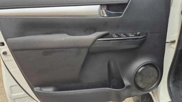 Toyota Hilux image 7