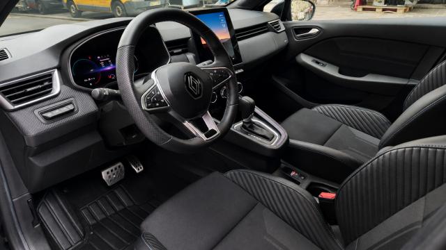 Renault Clio image 1