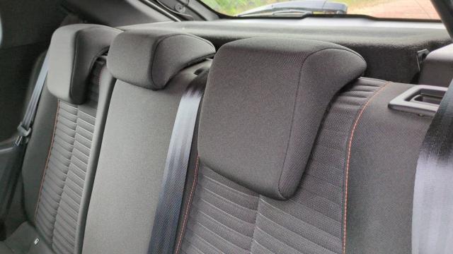 Peugeot 208 image 2
