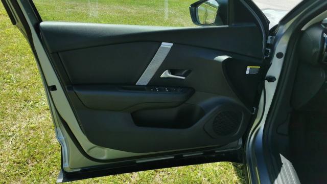 Citroen C4 image 8