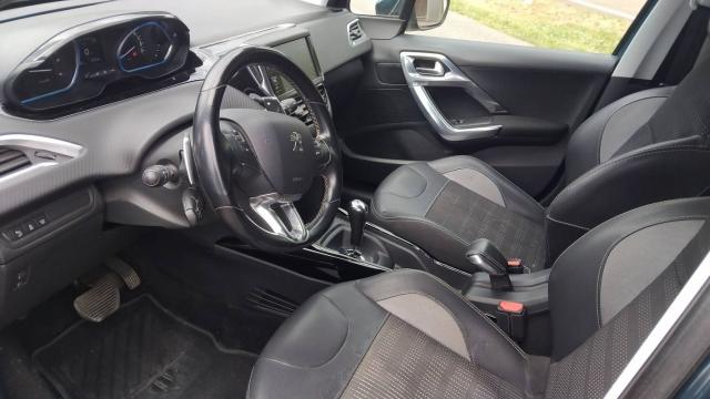 Peugeot 2008 image 9
