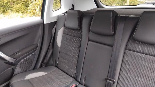 Peugeot 2008 image 2
