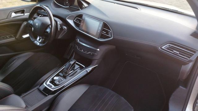 Peugeot 308 image 2
