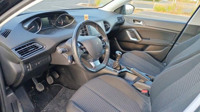 Peugeot 308 image 6