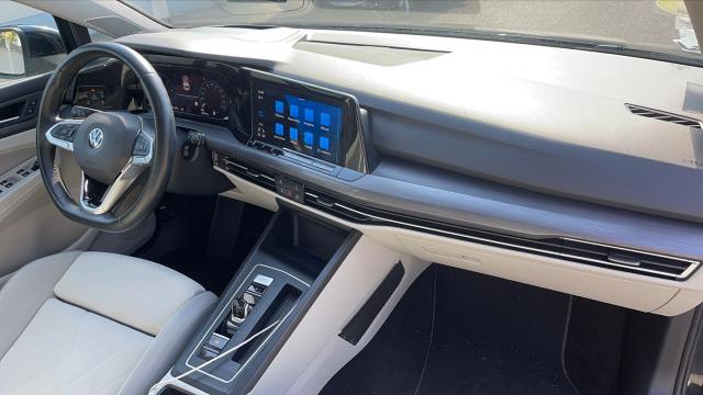 Volkswagen Golf image 8