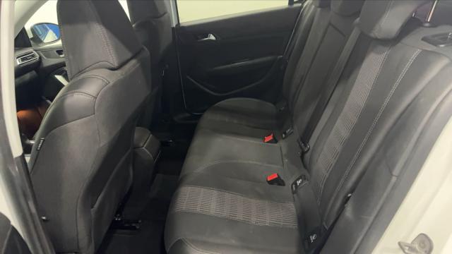 Peugeot 308 image 5