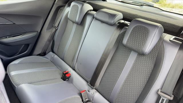 Peugeot 2008 image 4