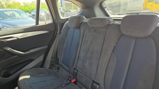 Bmw X1 image 1