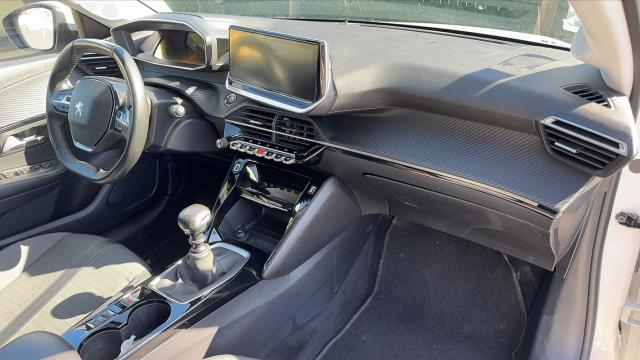 Peugeot 208 image 4