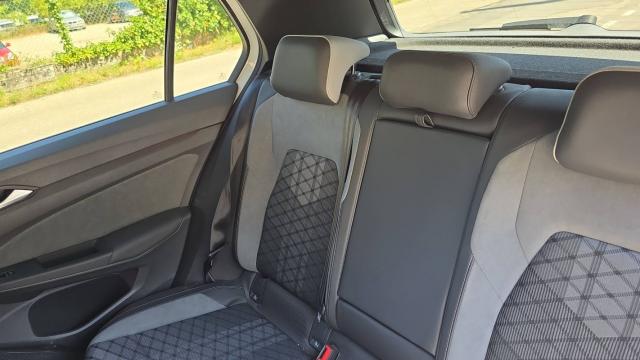 Volkswagen Golf image 1