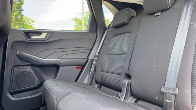 Ford Kuga image 2