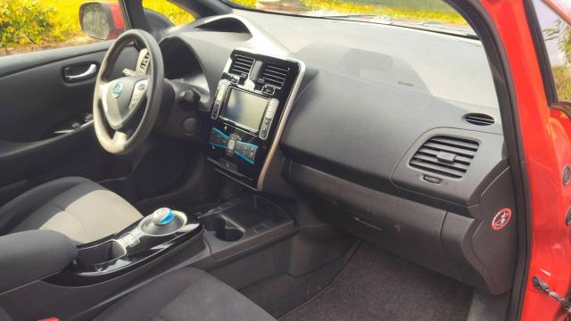 Nissan Leaf image 4