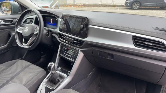Volkswagen T-Roc image 1