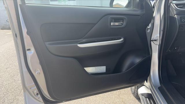 Mitsubishi L200 image 7