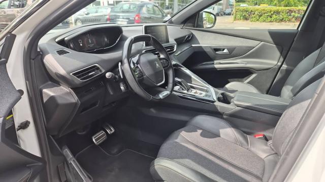 Peugeot 3008 image 9