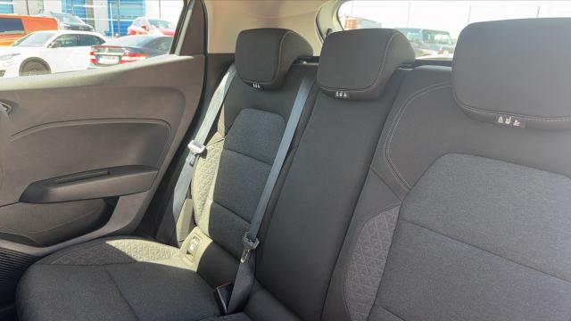 Renault Clio image 6
