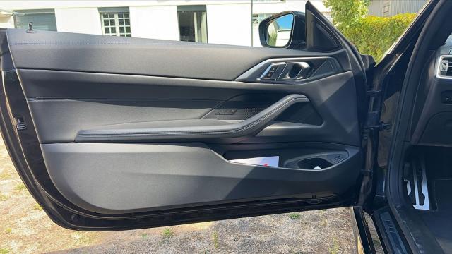 Bmw M4 image 1