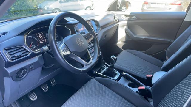 Volkswagen T-Cross image 8