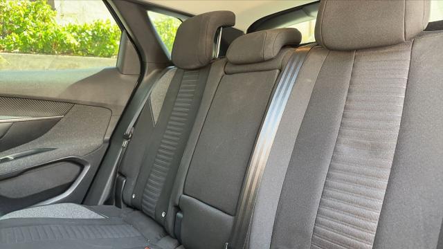 Peugeot 3008 image 8