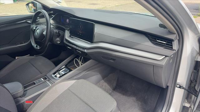 Skoda Octavia image 3