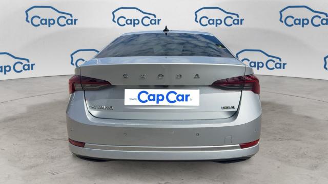 Skoda Octavia image 6