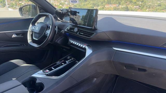Peugeot 5008 image 4