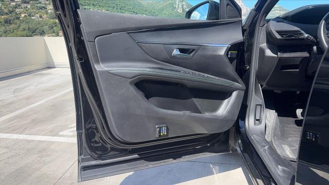 Peugeot 5008 image 9