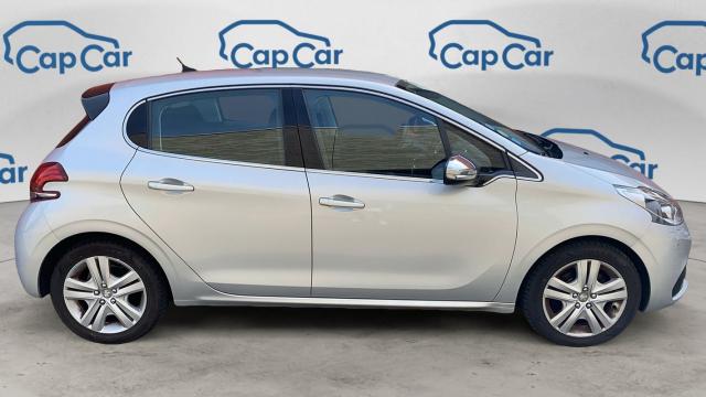 Peugeot 208 image 2