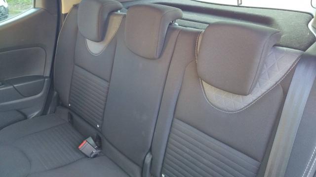 Renault Clio image 8