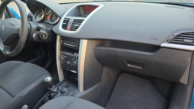 Peugeot 207 image 5