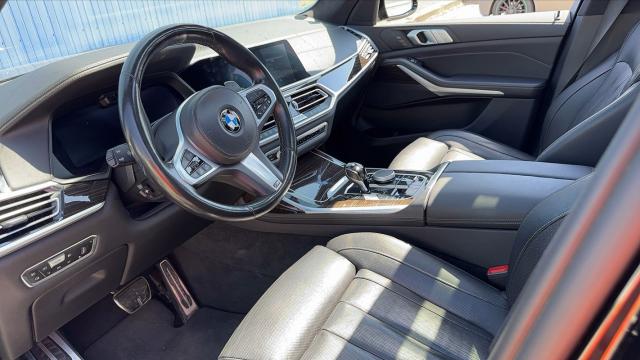 Bmw X7 image 9