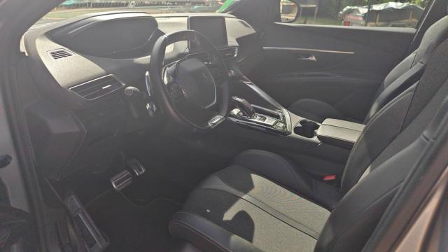 Peugeot 5008 image 6