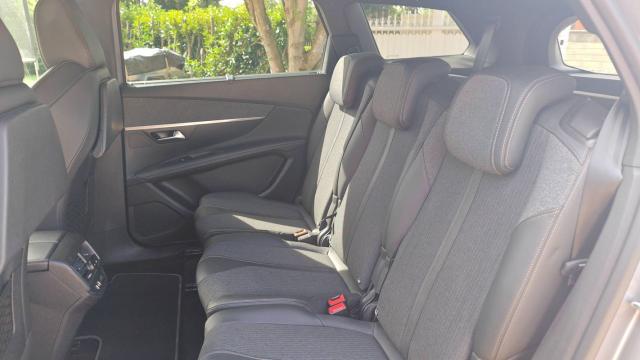 Peugeot 5008 image 1