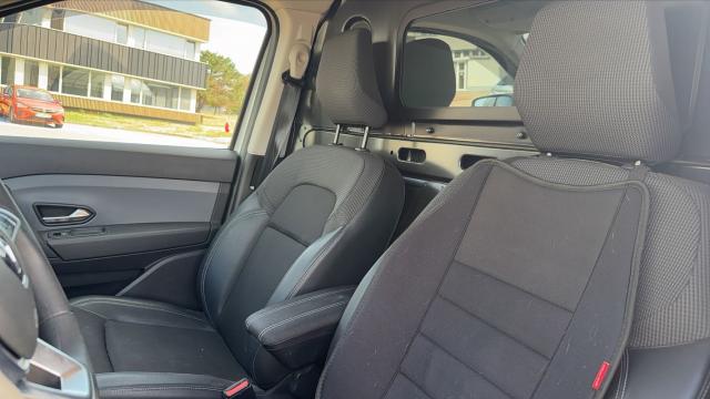 Renault Kangoo Express image 1