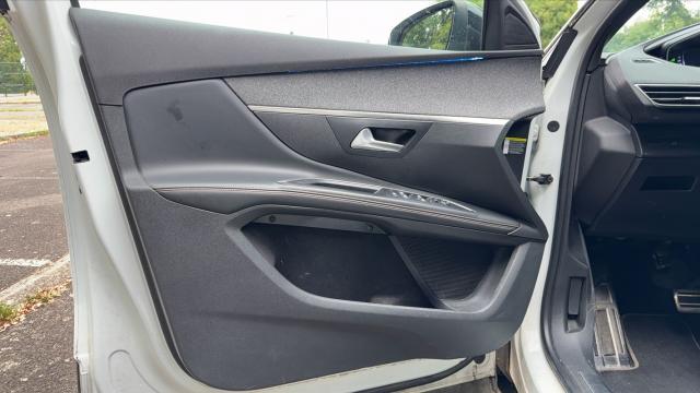 Peugeot 5008 image 8