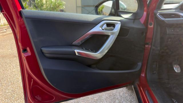 Peugeot 2008 image 4