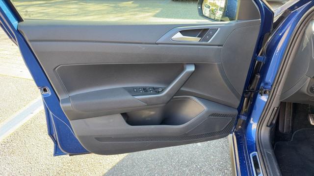 Volkswagen Polo image 8