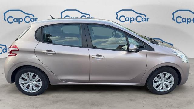 Peugeot 208 image 7