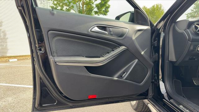 Mercedes Benz Classe Gla image 2