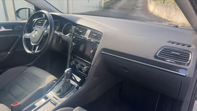 Volkswagen Golf image 6