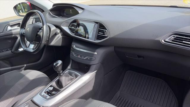Peugeot 308 image 3