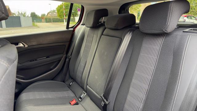 Peugeot 308 image 7