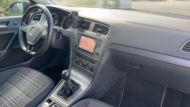 Volkswagen Golf image 3