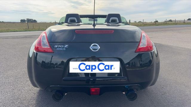 Nissan 370z image 8