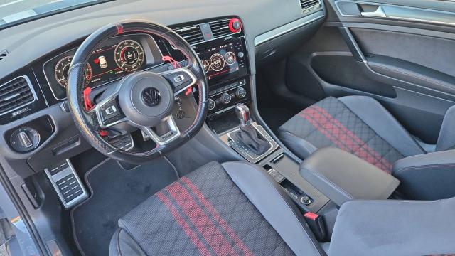 Volkswagen Golf image 5