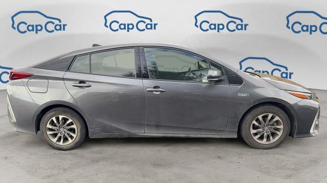 Toyota Prius image 2
